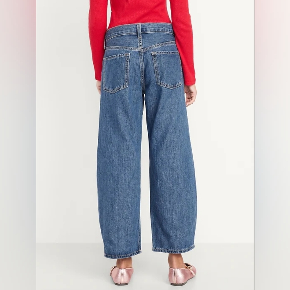 🌈 Super Old Navy Mid-Rise Baggy Barrel Leg Blue Jeans with Bow Design - Picture 3 of 8